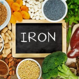 Food containing natural iron